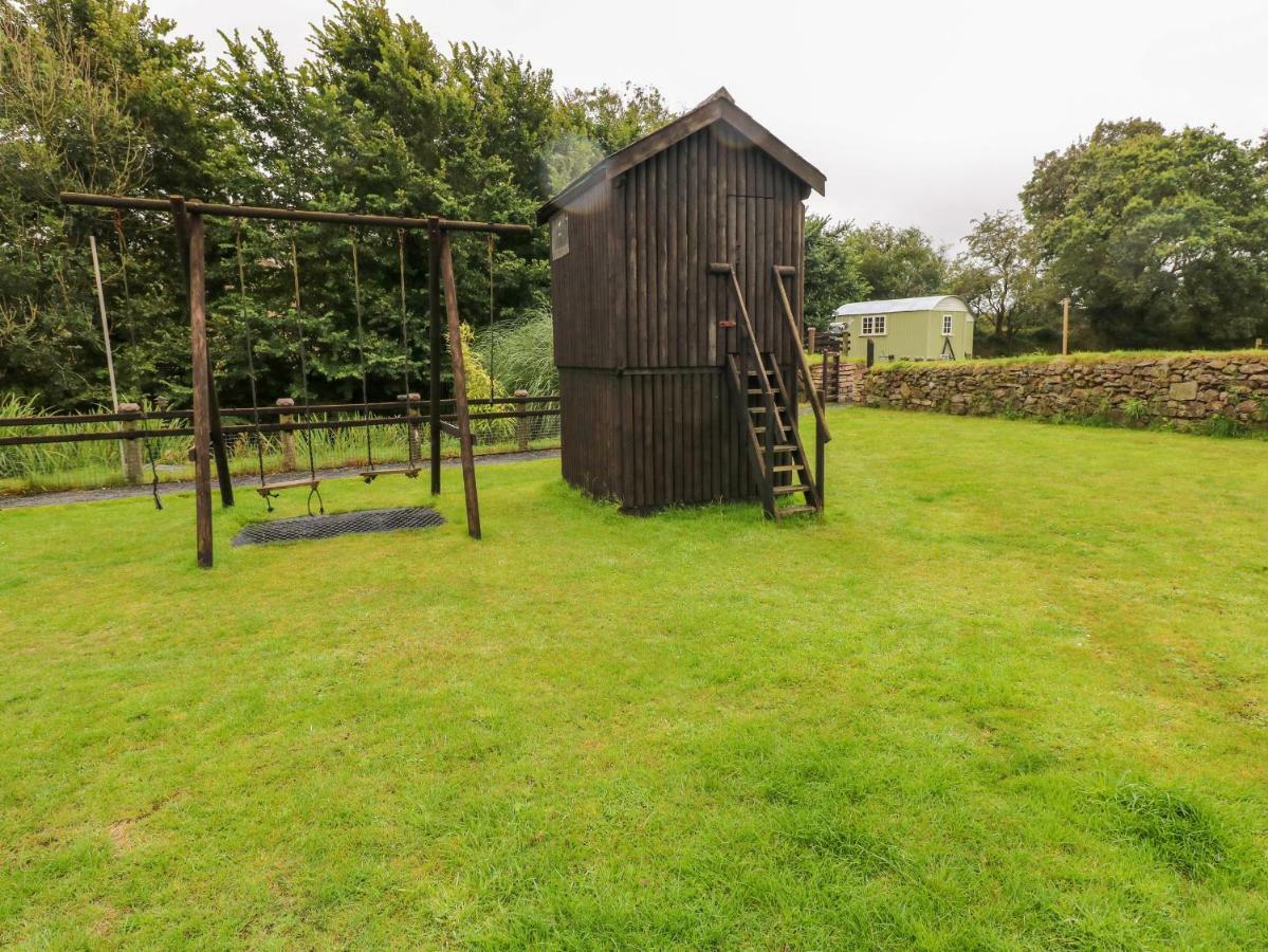 The Lodge Milford Haven Exterior foto